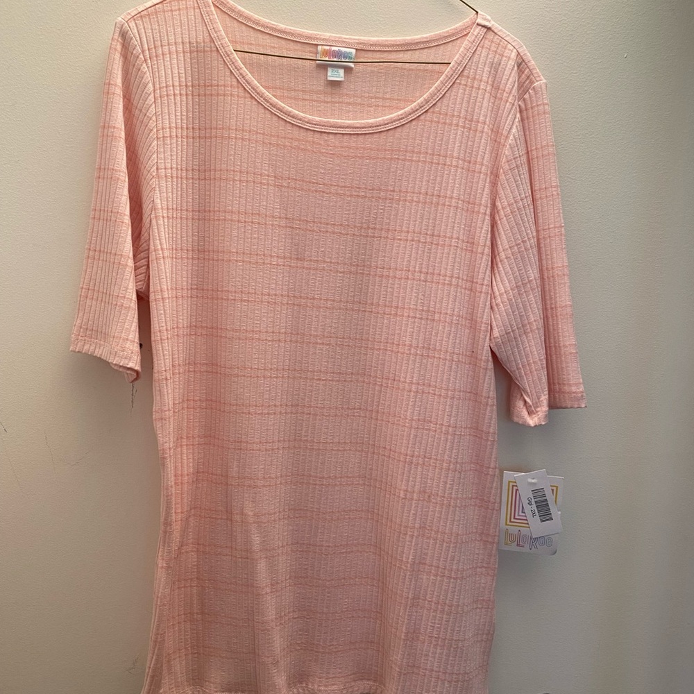 🍁LuLaRoe NWT Ribbed Gigi in Peach (2XL)